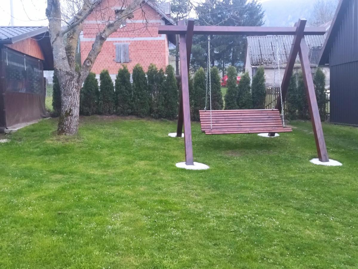House Pribic Hotel Vrelo Koreničko Buitenkant foto