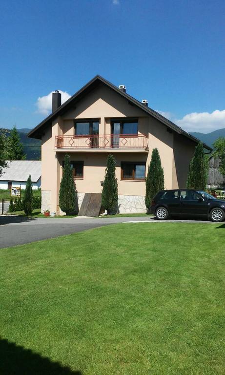 House Pribic Hotel Vrelo Koreničko Buitenkant foto