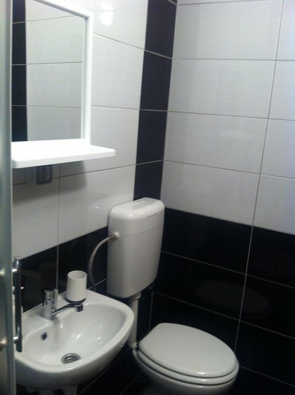 House Pribic Hotel Vrelo Koreničko Kamer foto