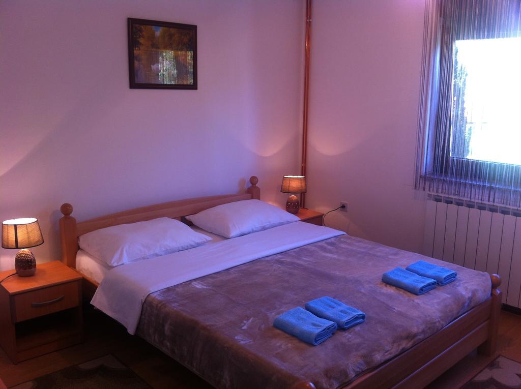 House Pribic Hotel Vrelo Koreničko Kamer foto