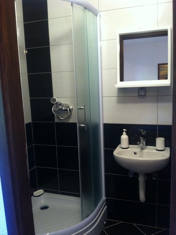 House Pribic Hotel Vrelo Koreničko Kamer foto